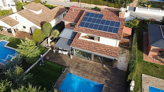 Could subscription solar power slash your energy bills?